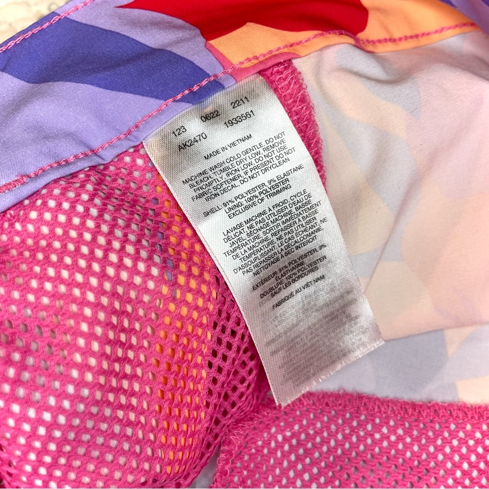 Columbia Pleasant Creek Colorful Floral Women's Athletic Shorts like new, Large - Picture 7 of 9